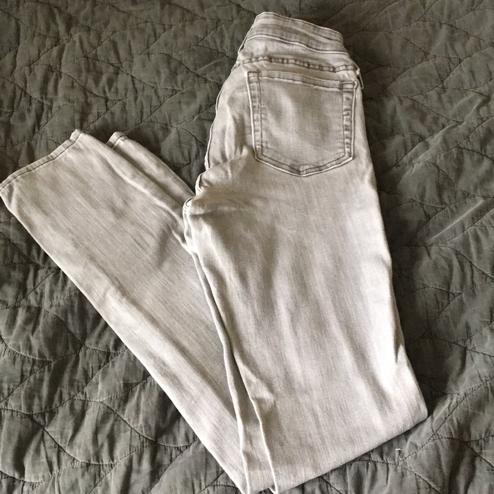 Gap grey skinny jeans